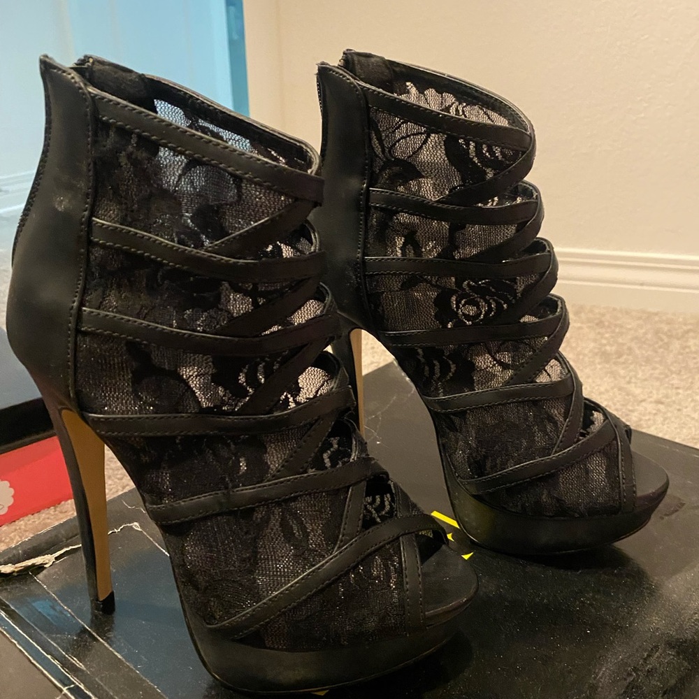 Elegant Black Lace Stiletto Heels